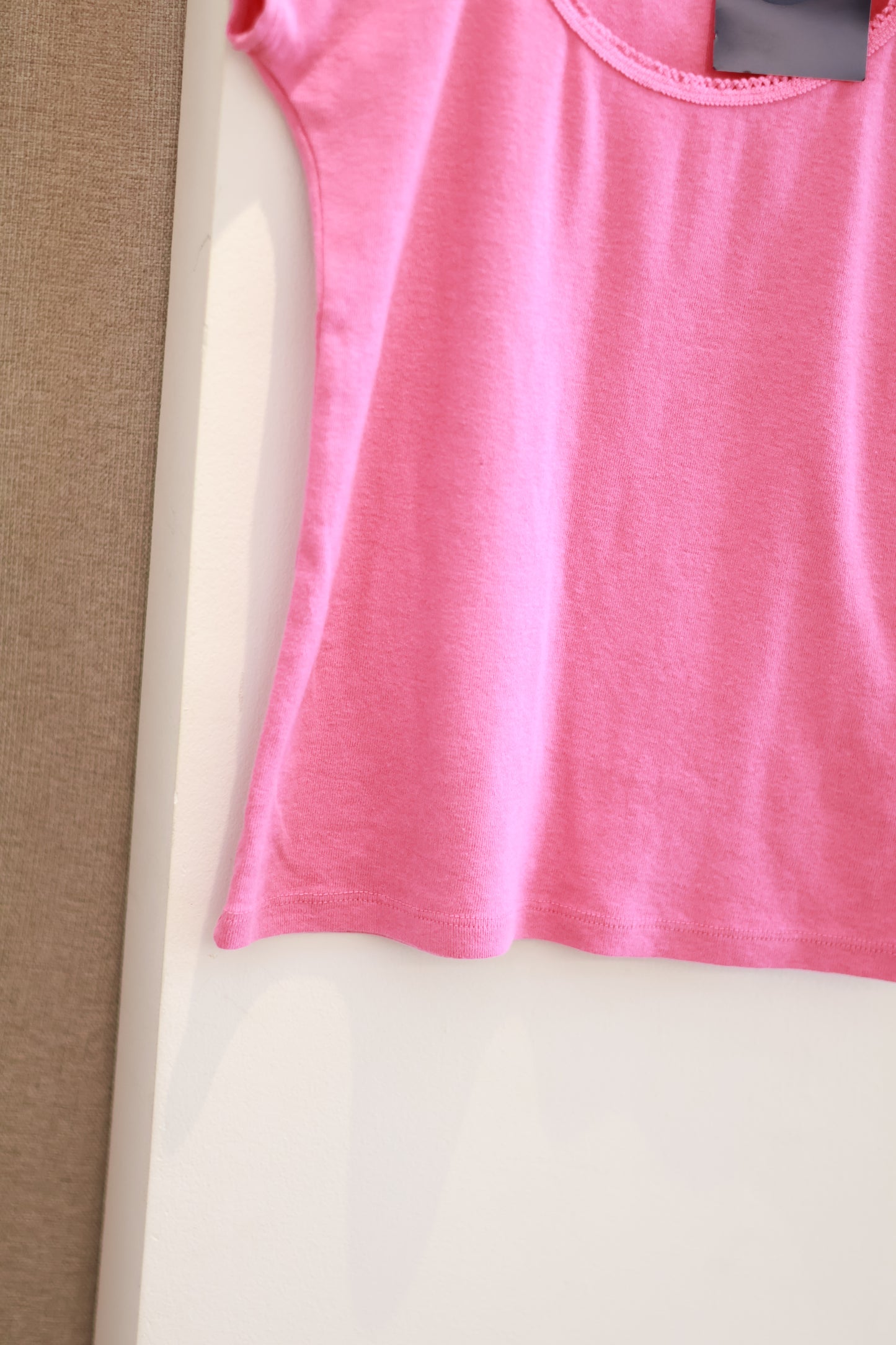 BRANDY Lesley Scalloped Trip Top - Rose Red