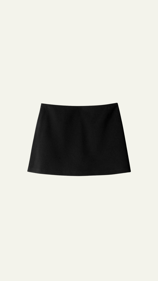 PLAIN BLACK MINI SKIRT