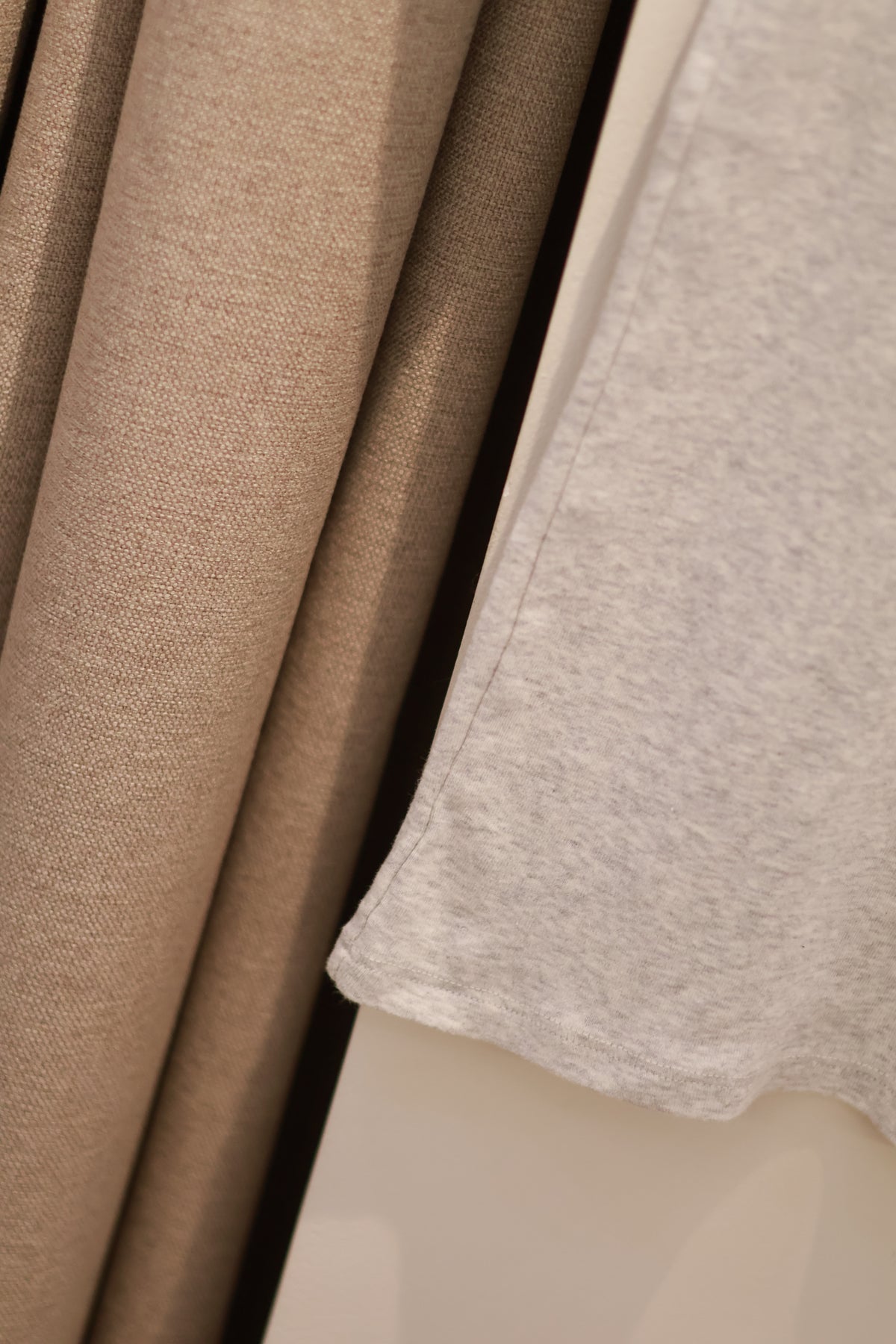 Hailie NYC Top - light grey