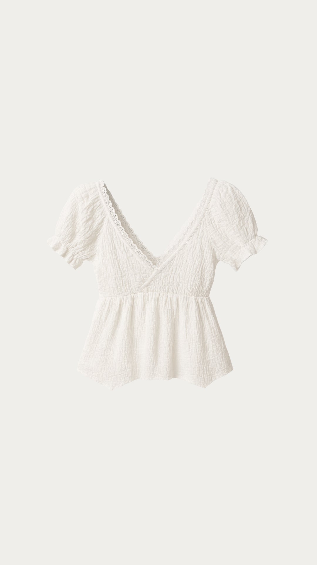 Puffy short sleeve low cut top