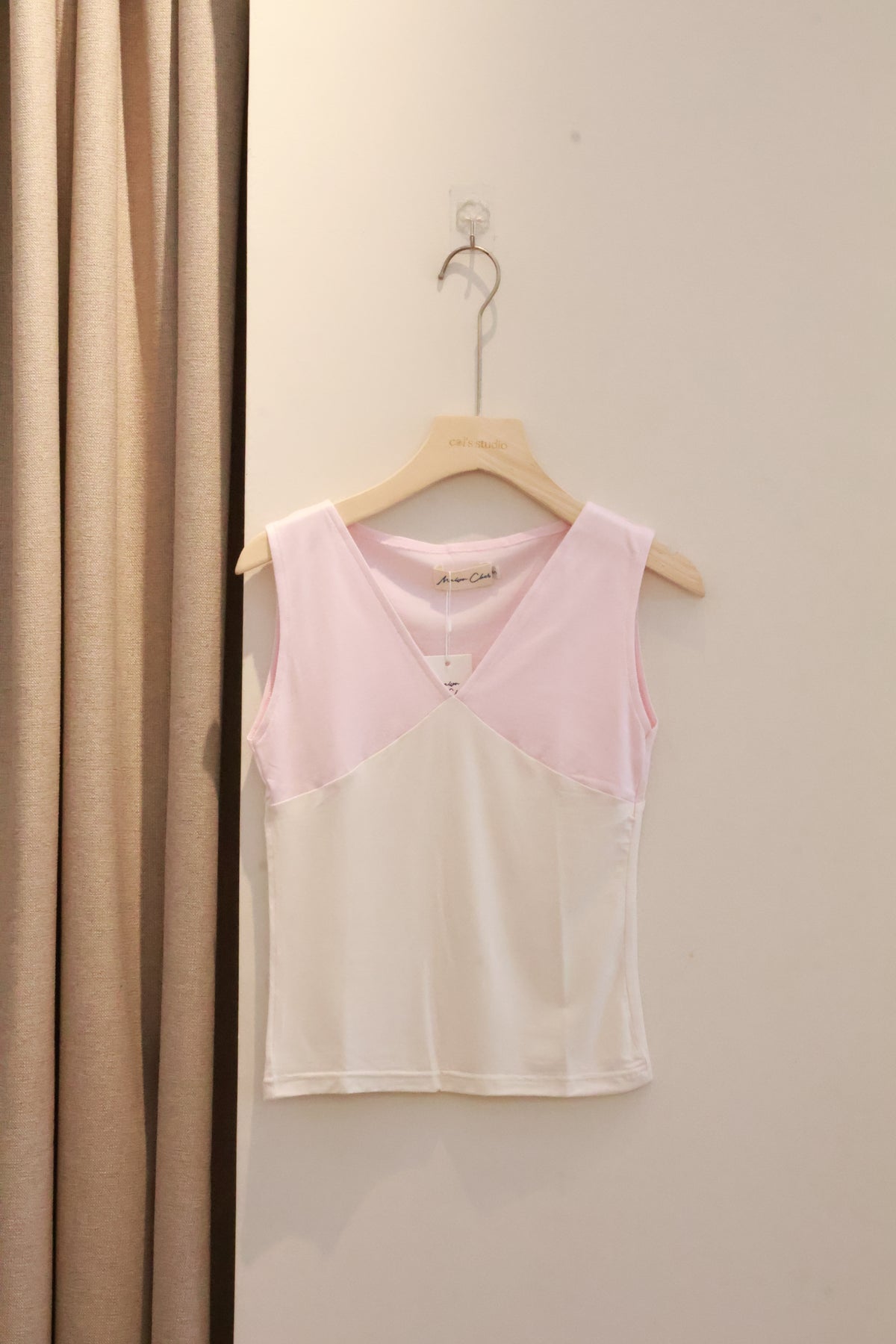 MAISON CHER TWOTONE TOP
