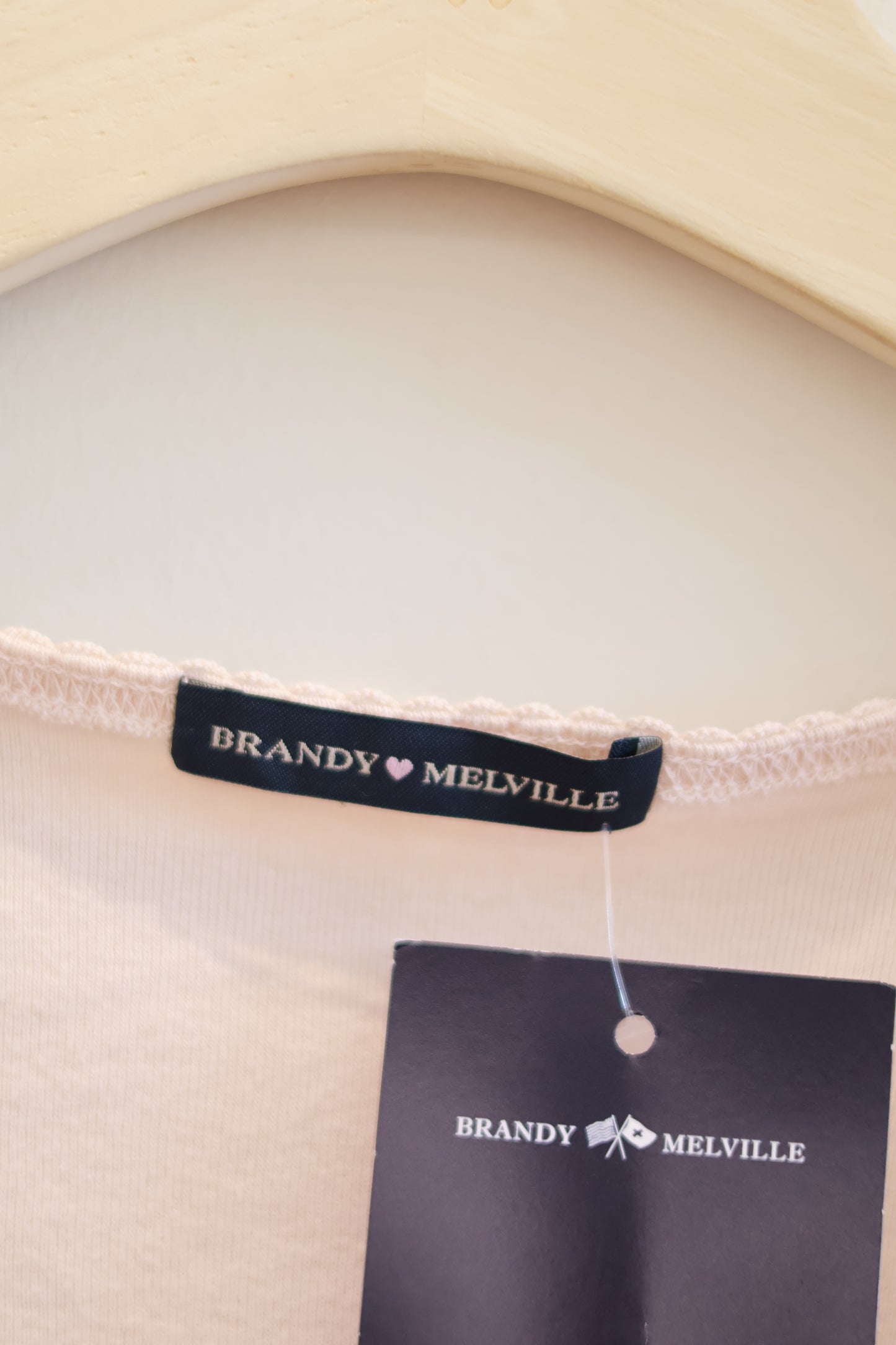 BRANDY Lesley Scalloped Trip Top - Light Pink