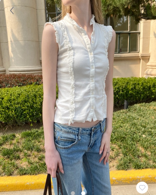 BRANDY Starla Scalloped Top  -WHITE