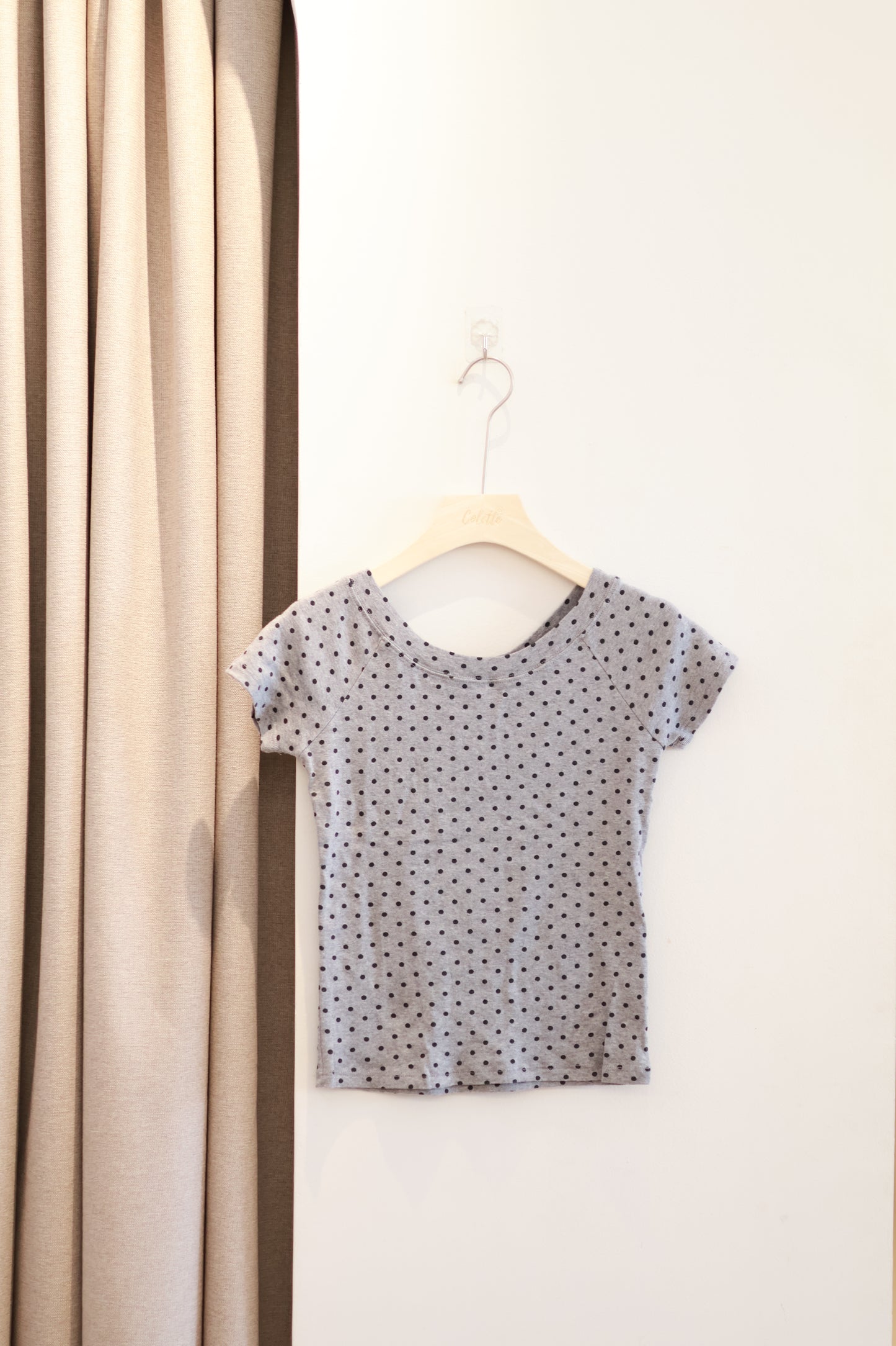 brandy Ginny Polka Dots Top- gray
