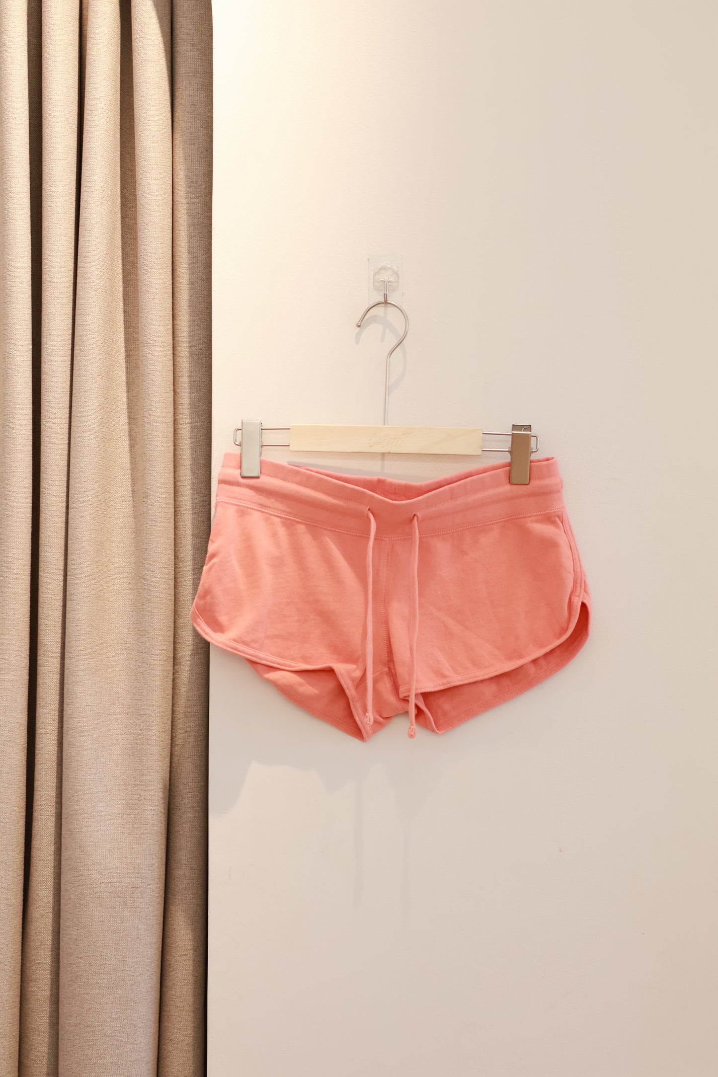BRANDY Marcie Sweatshorts- coral