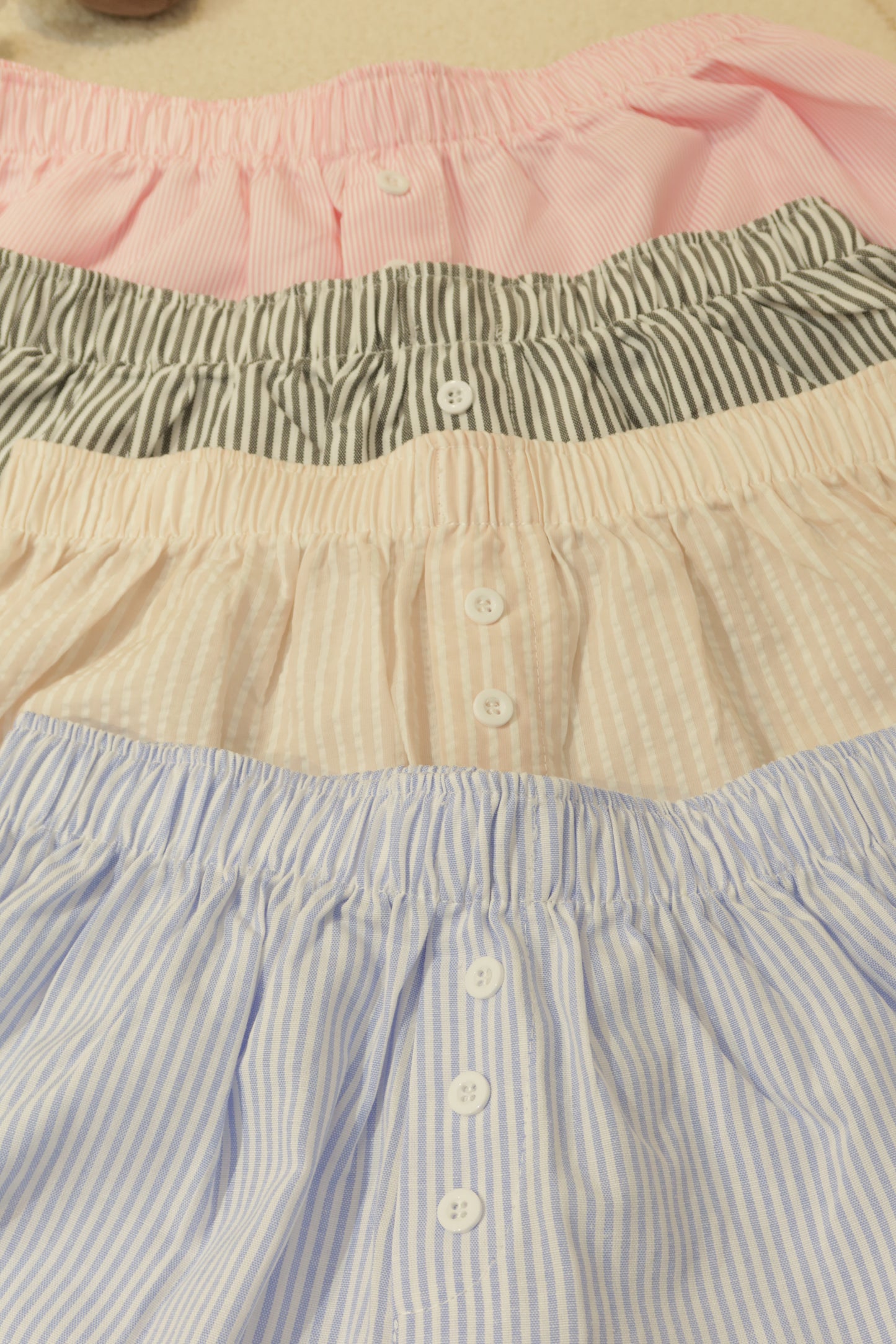 BLACK STRIPES SUMMER SHORTS