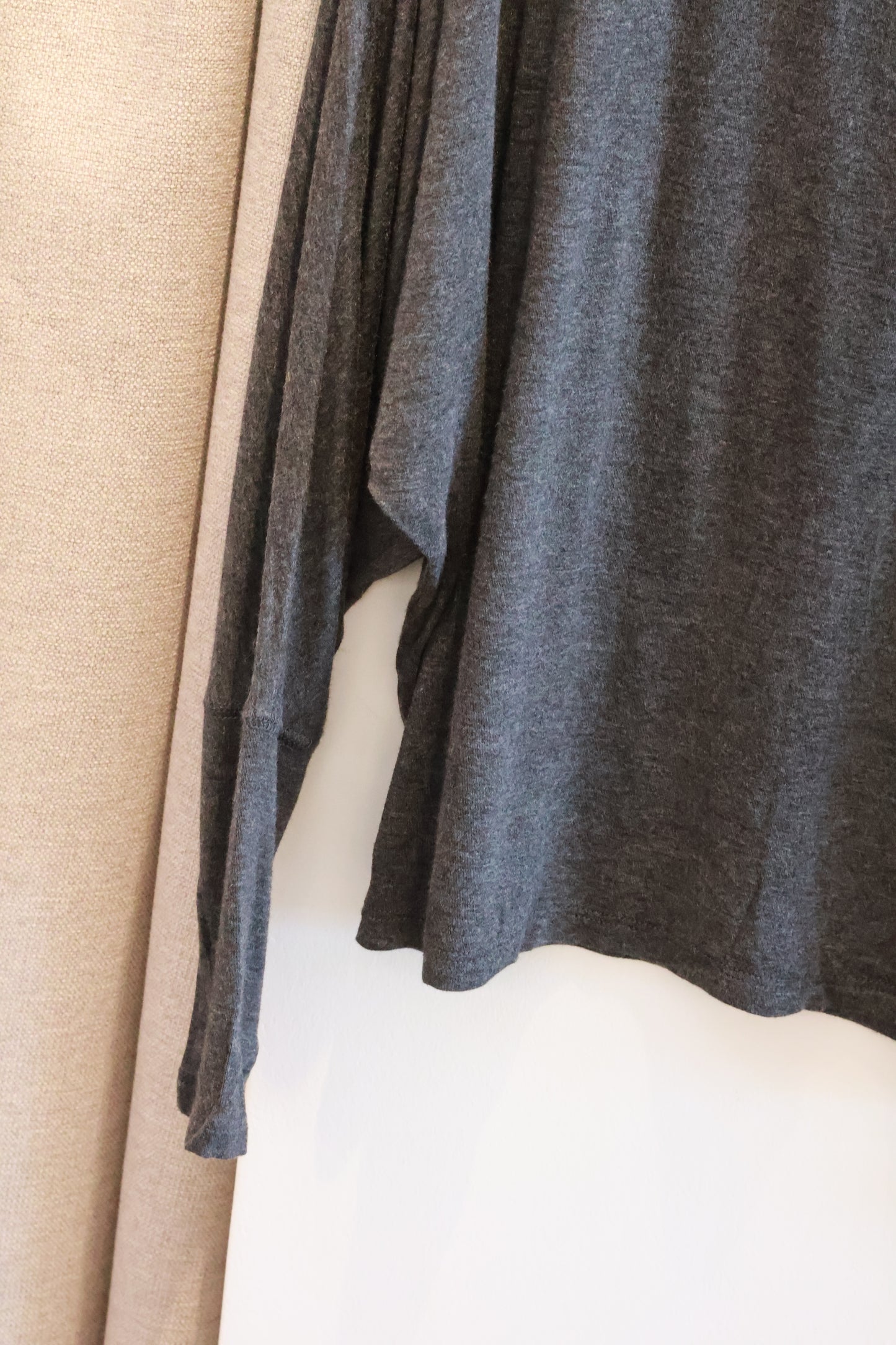 BRANDY Aina Top  -DARK GREY