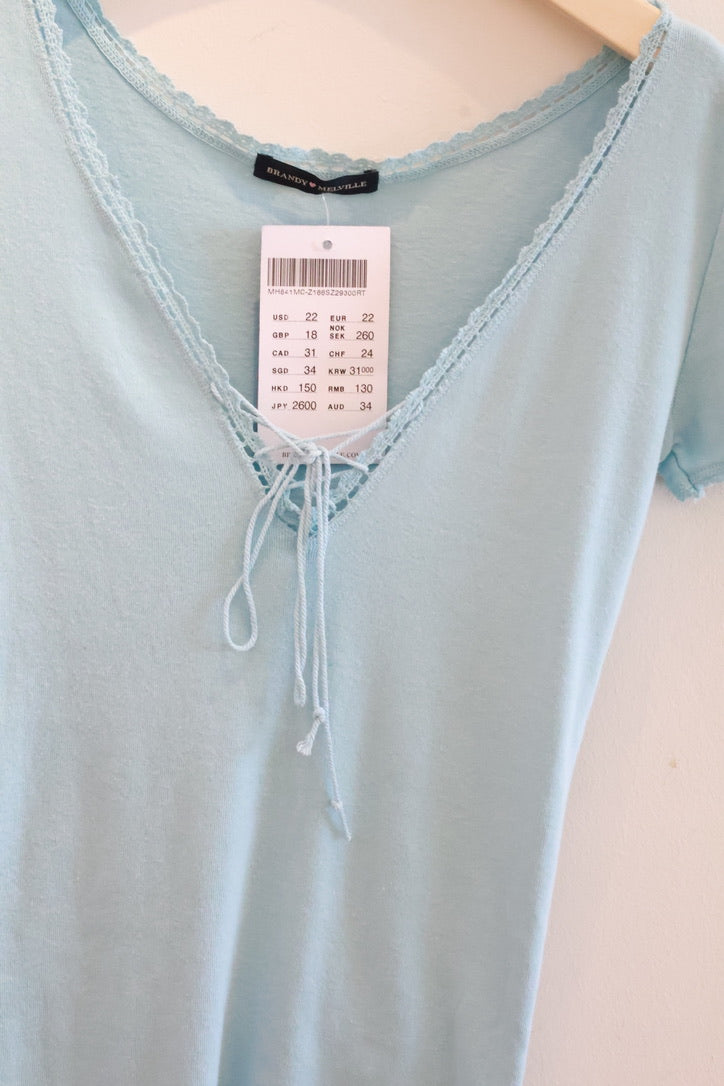 BRANDY Tania V-Neck Lace Top  -SHORT -SKY BLUE