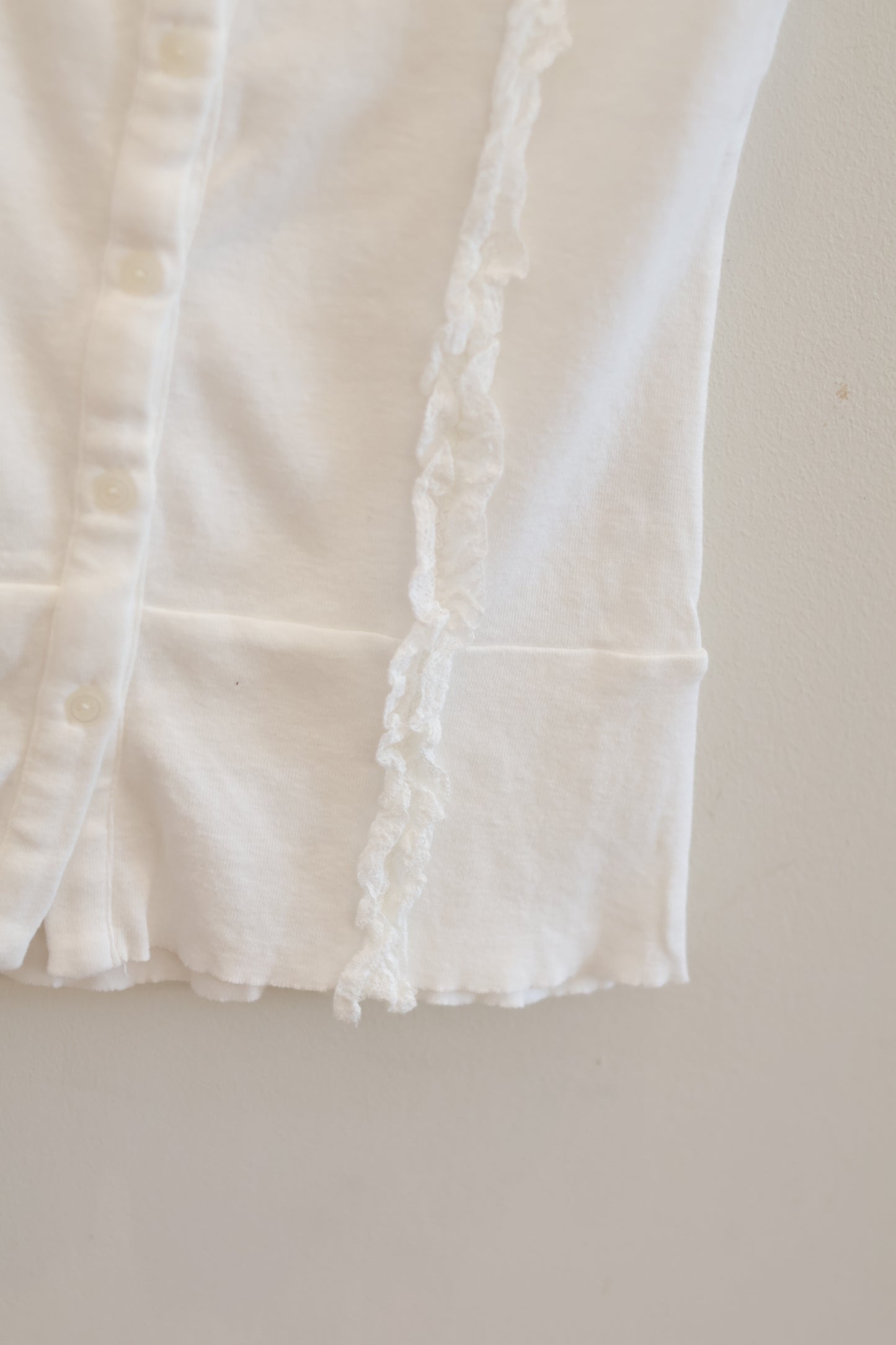BRANDY Starla Scalloped Top  -WHITE