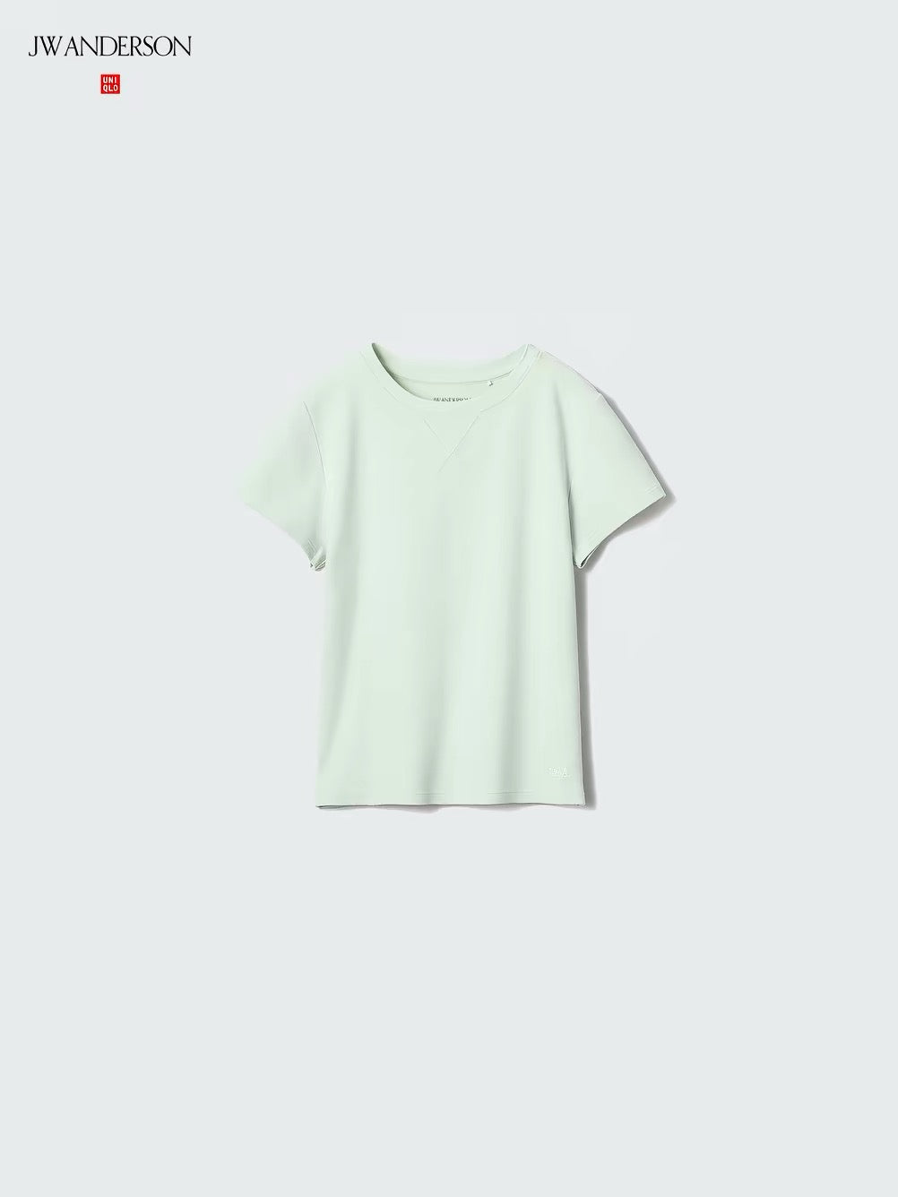UNIQLO JWA BABY TEE