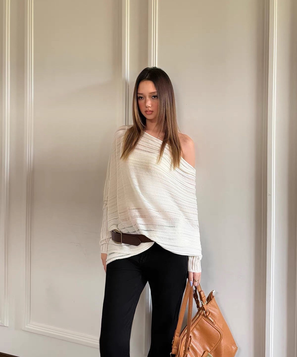 AUD Loose Off Shoulder - White