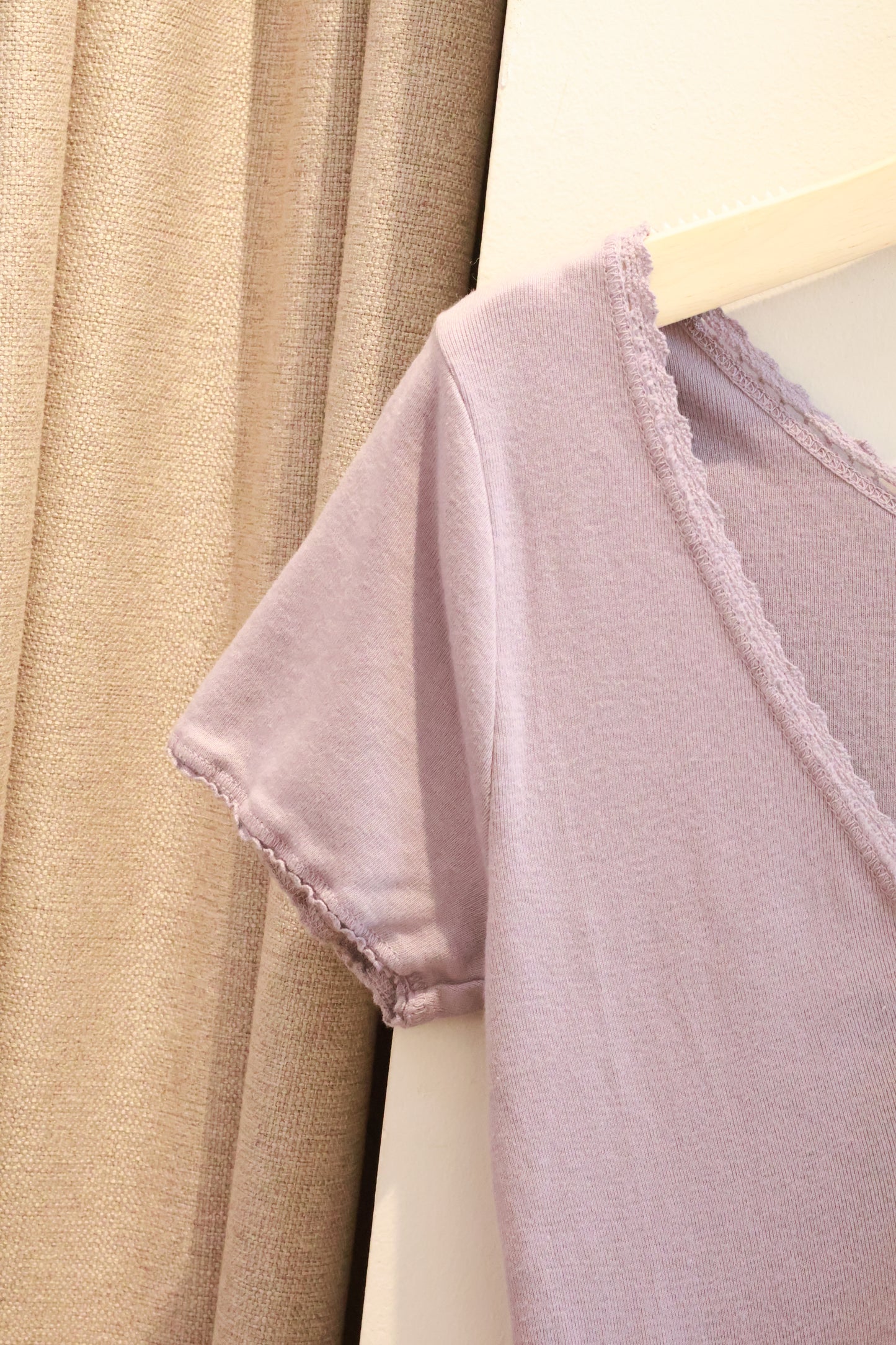 BRANDY Tania V-Neck Lace Top- SHORT SLEEVE  -PURPLE GREY