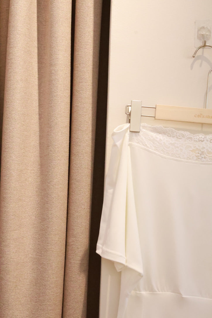 STUDIO RUE LACY TEE
