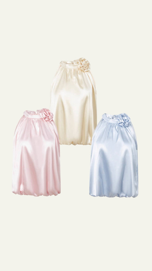 Satin side flower puffy top