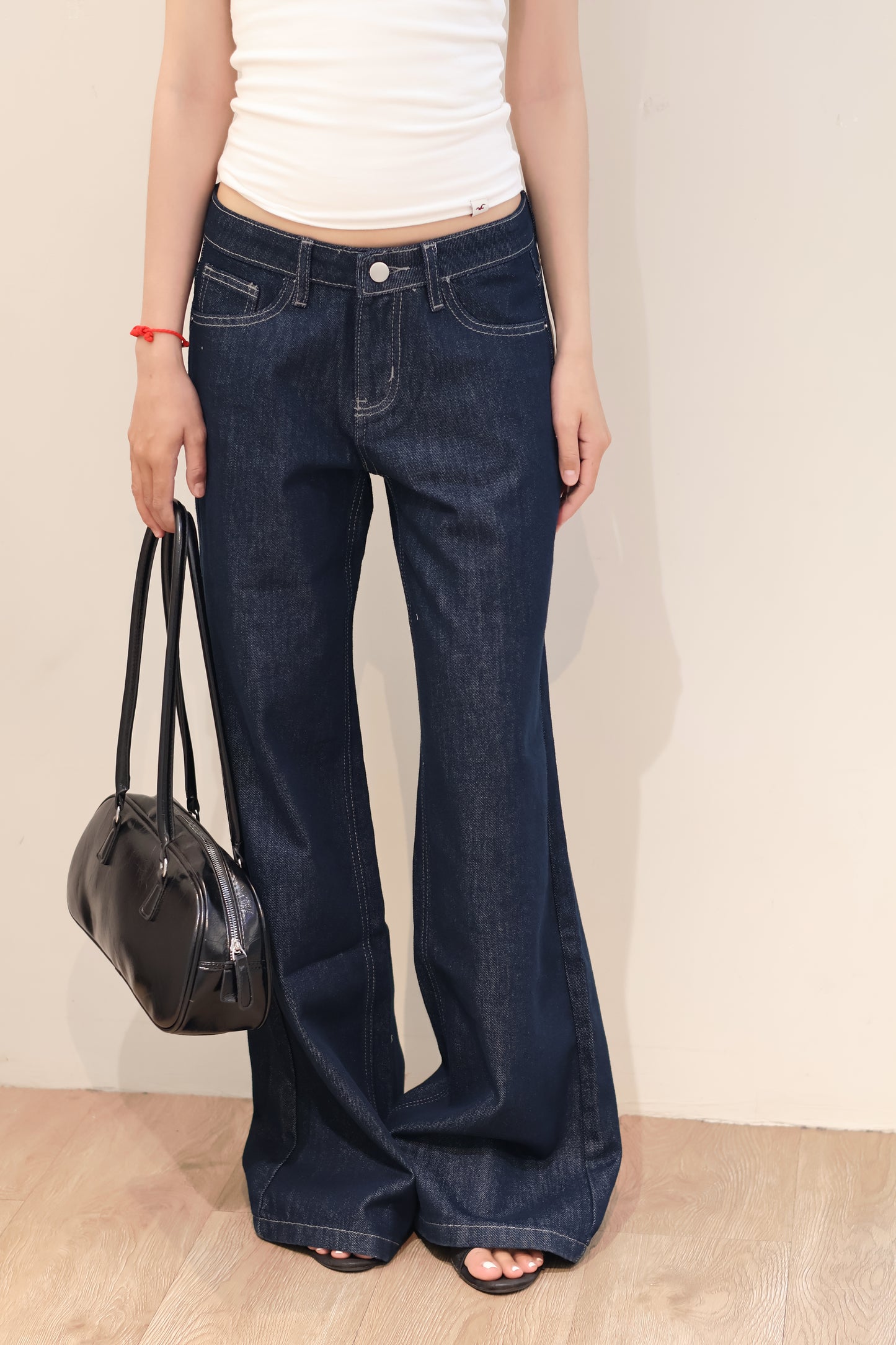DARK BLUE MID RISE BAGGY JEANS