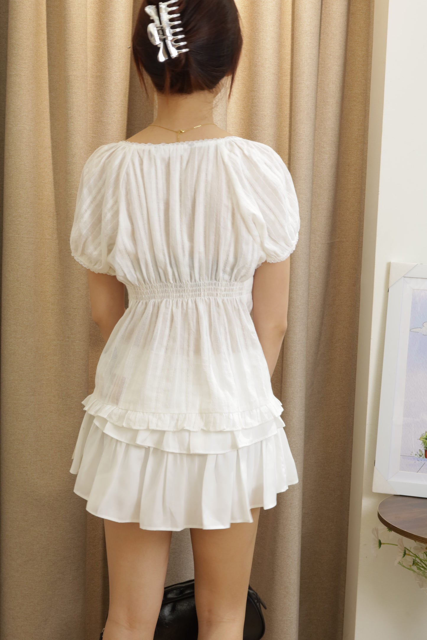 Puffy sleeves flowy top