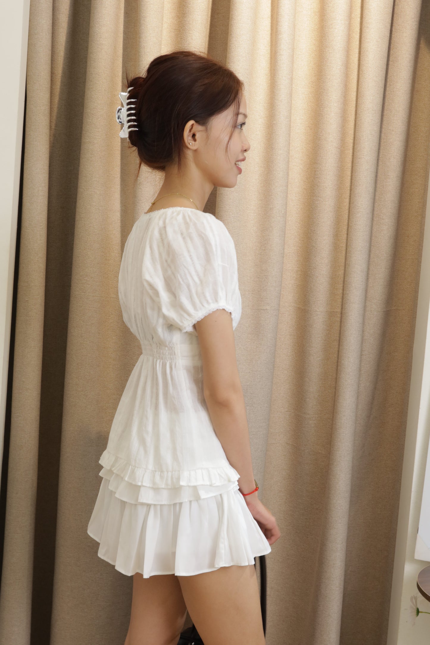 Puffy sleeves flowy top
