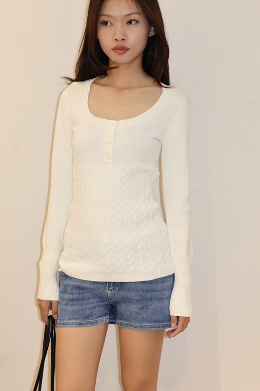 U NECK THICK KNITTED SWEATER