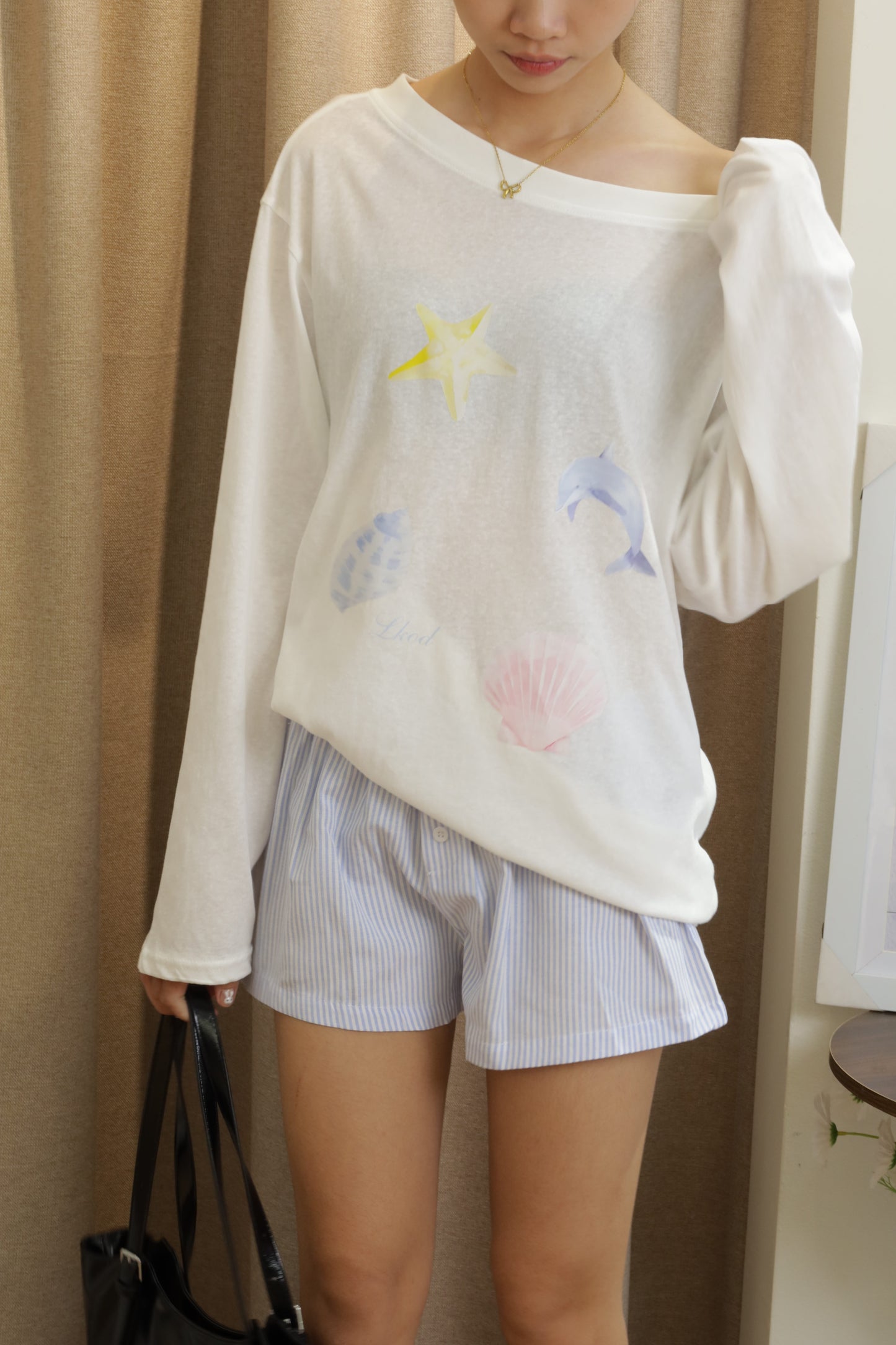 Beach vibes Half shoulder tee
