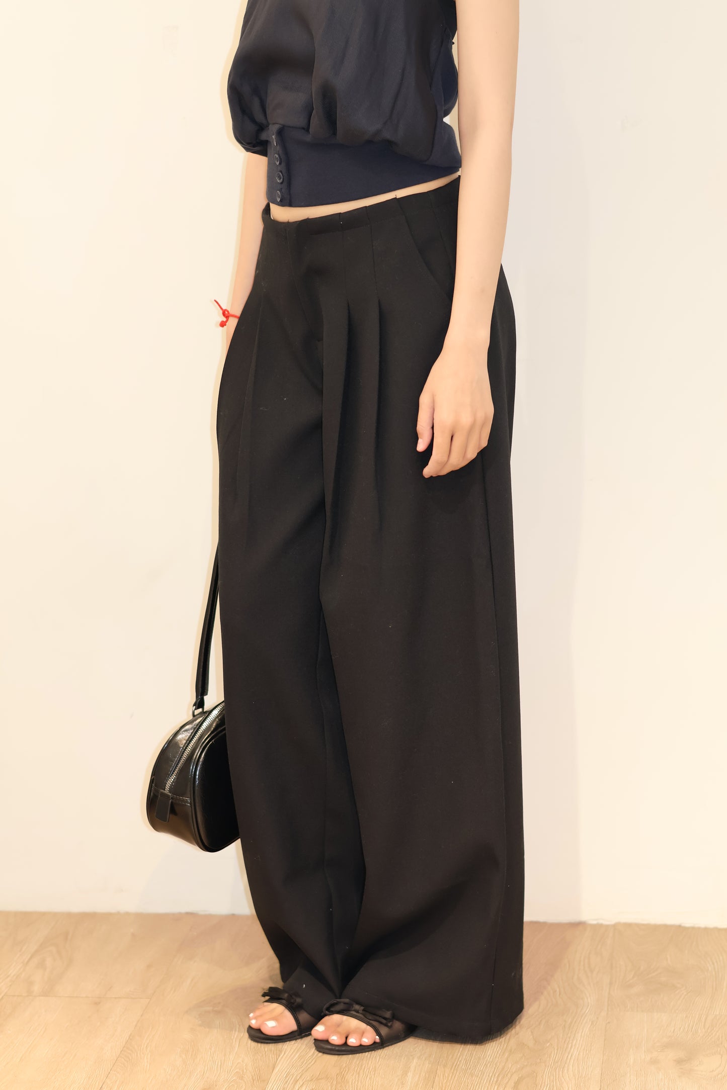 BUTTONEDLESS BALLOON SHAPED TROUSERS
