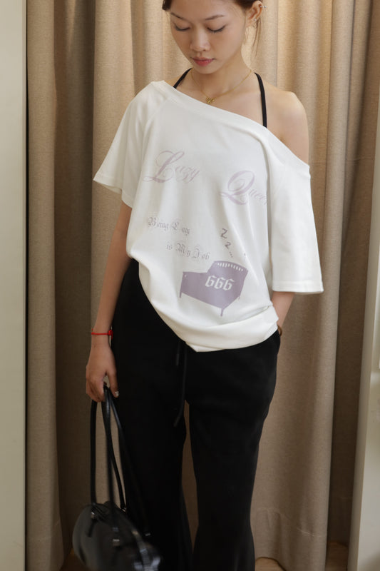 Lazy queen Half shoulder tee