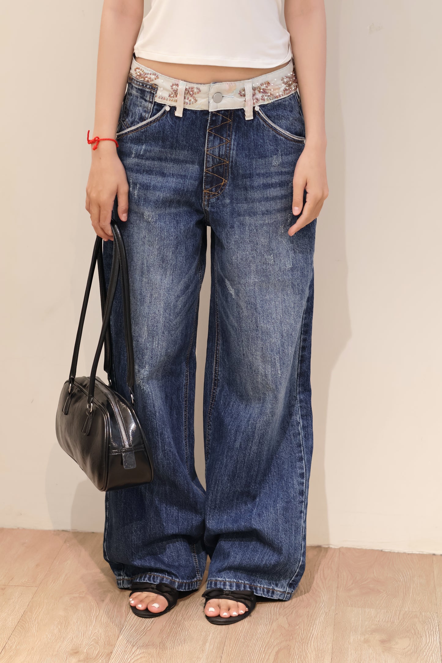 BUTTERFLY EMBROIDERED WAIST DEISGN DENIM JEANS