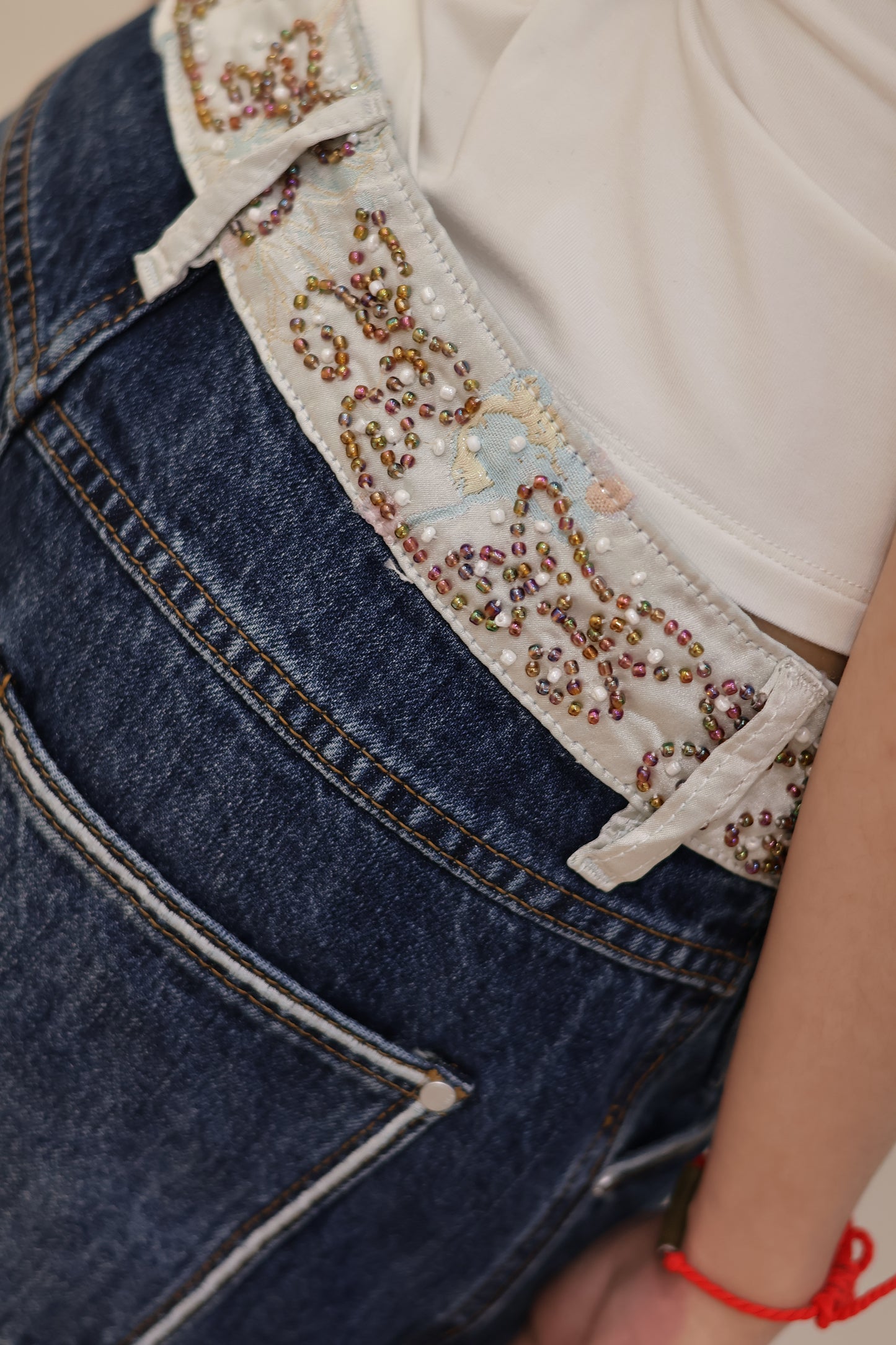 BUTTERFLY EMBROIDERED WAIST DEISGN DENIM JEANS