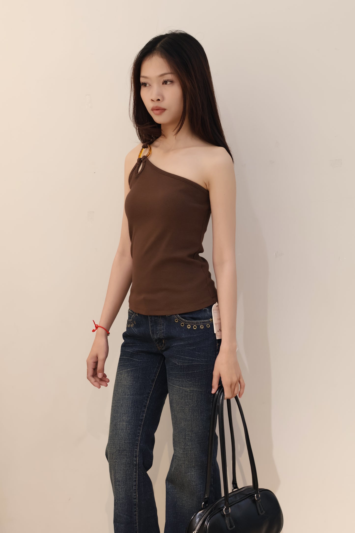 DARK WASHED LOW RISE DENIM JEANS
