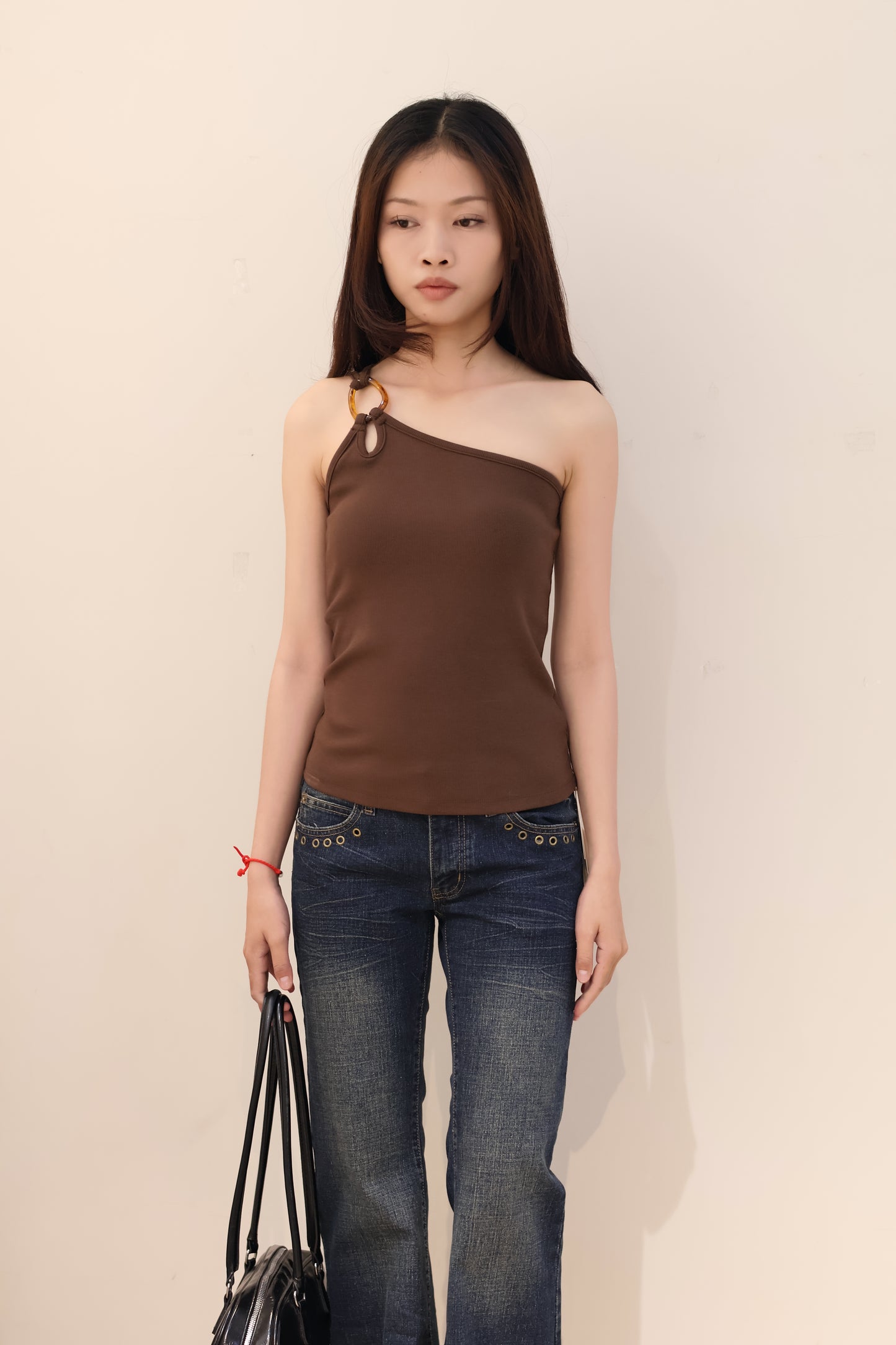 DARK WASHED LOW RISE DENIM JEANS