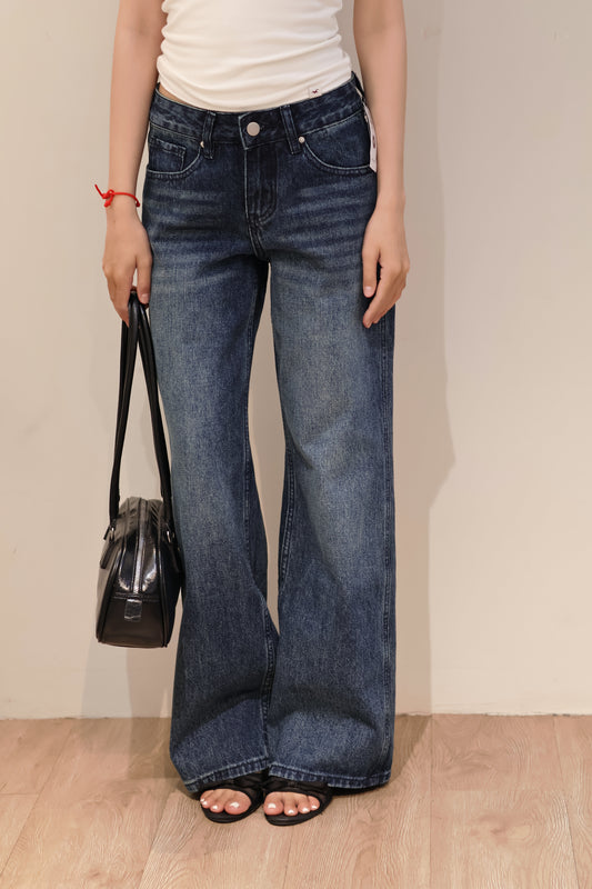 @DARK WASHED MID RISE JEANS