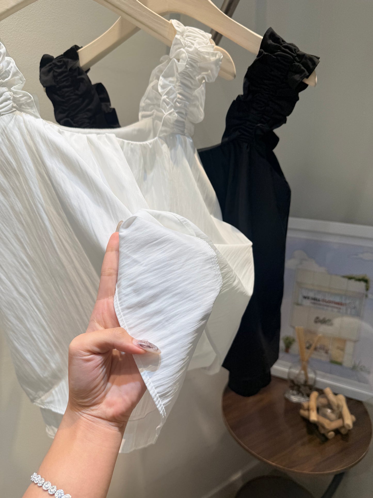 Runched sleeves tank top