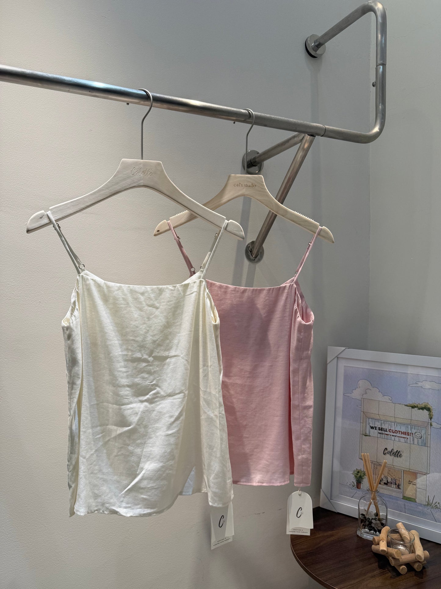 Spaghetti straps tank top