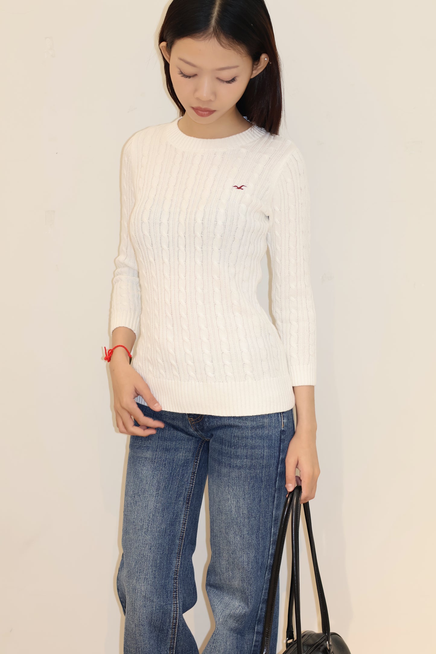 HOLLISTER OLAIN ROUND BECK SWEATER