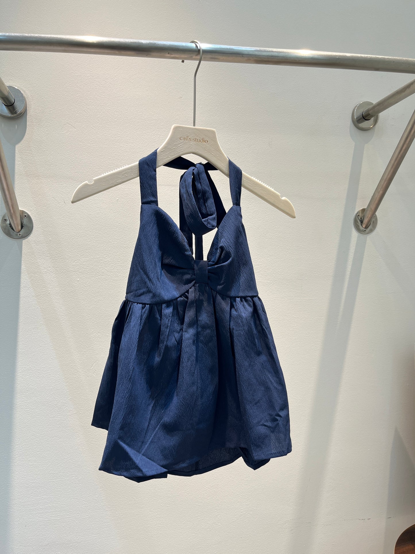 NAVY BOW HALTER TOP