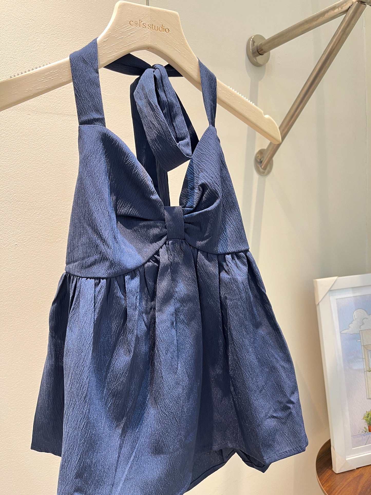 NAVY BOW HALTER TOP