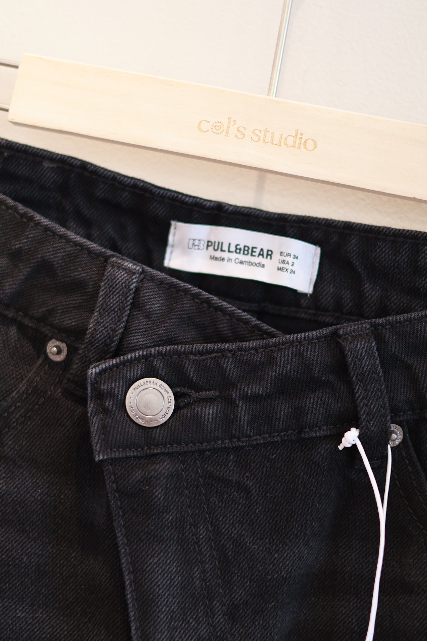PULL&BEAR BLACK DENIM SKIRT