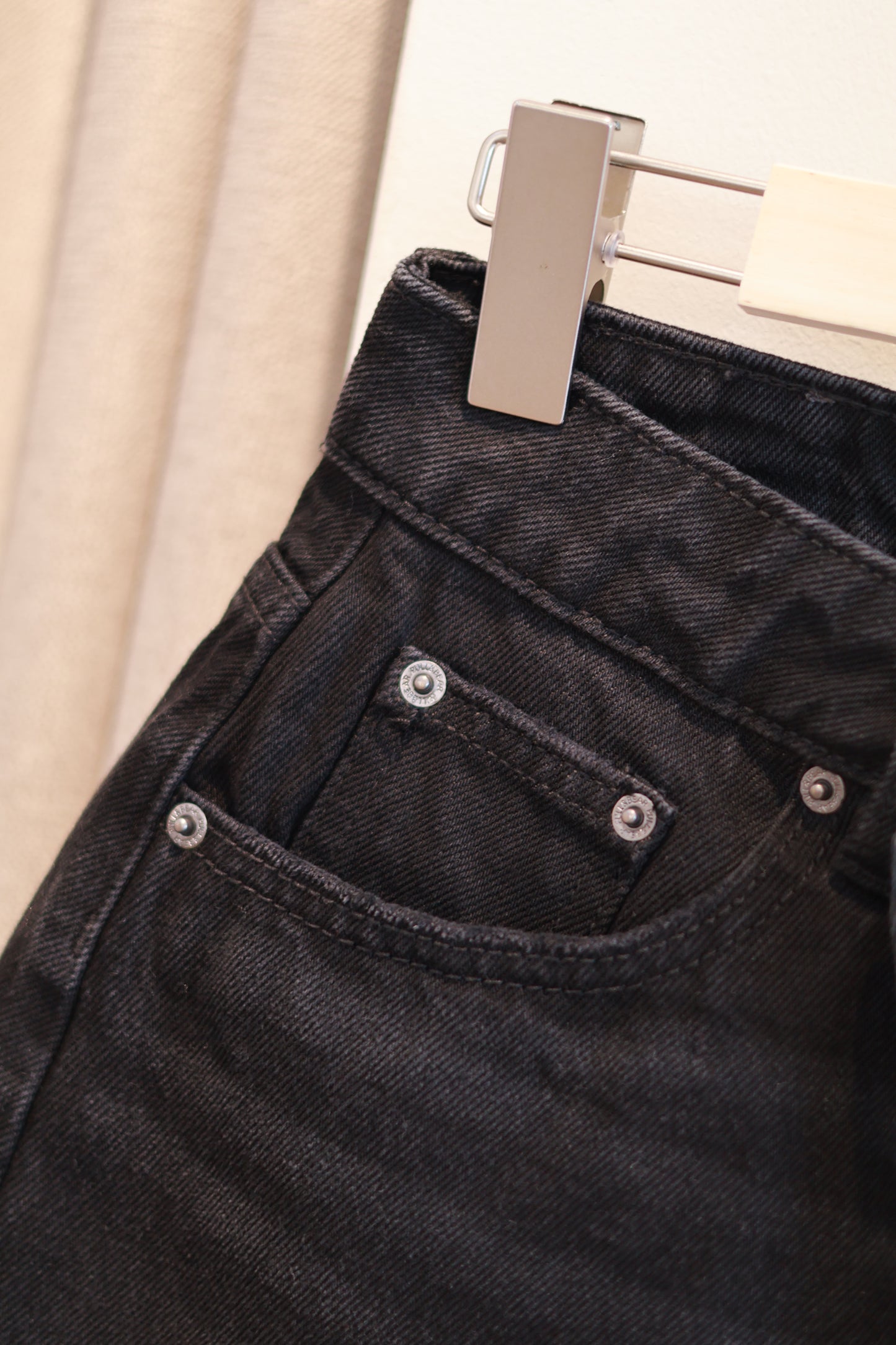 PULL&BEAR BLACK DENIM SKIRT