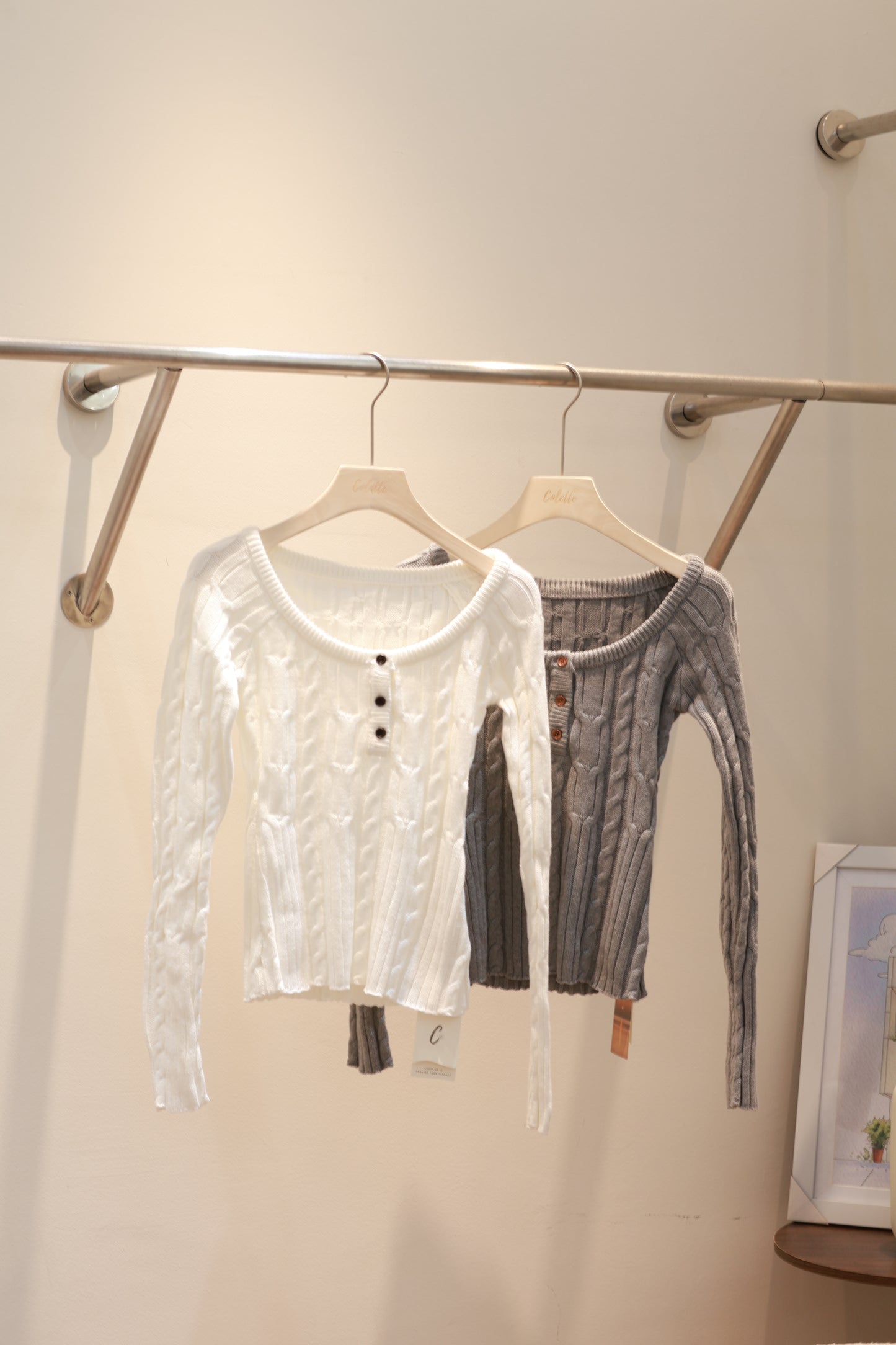 Knitted buttons long sleeve