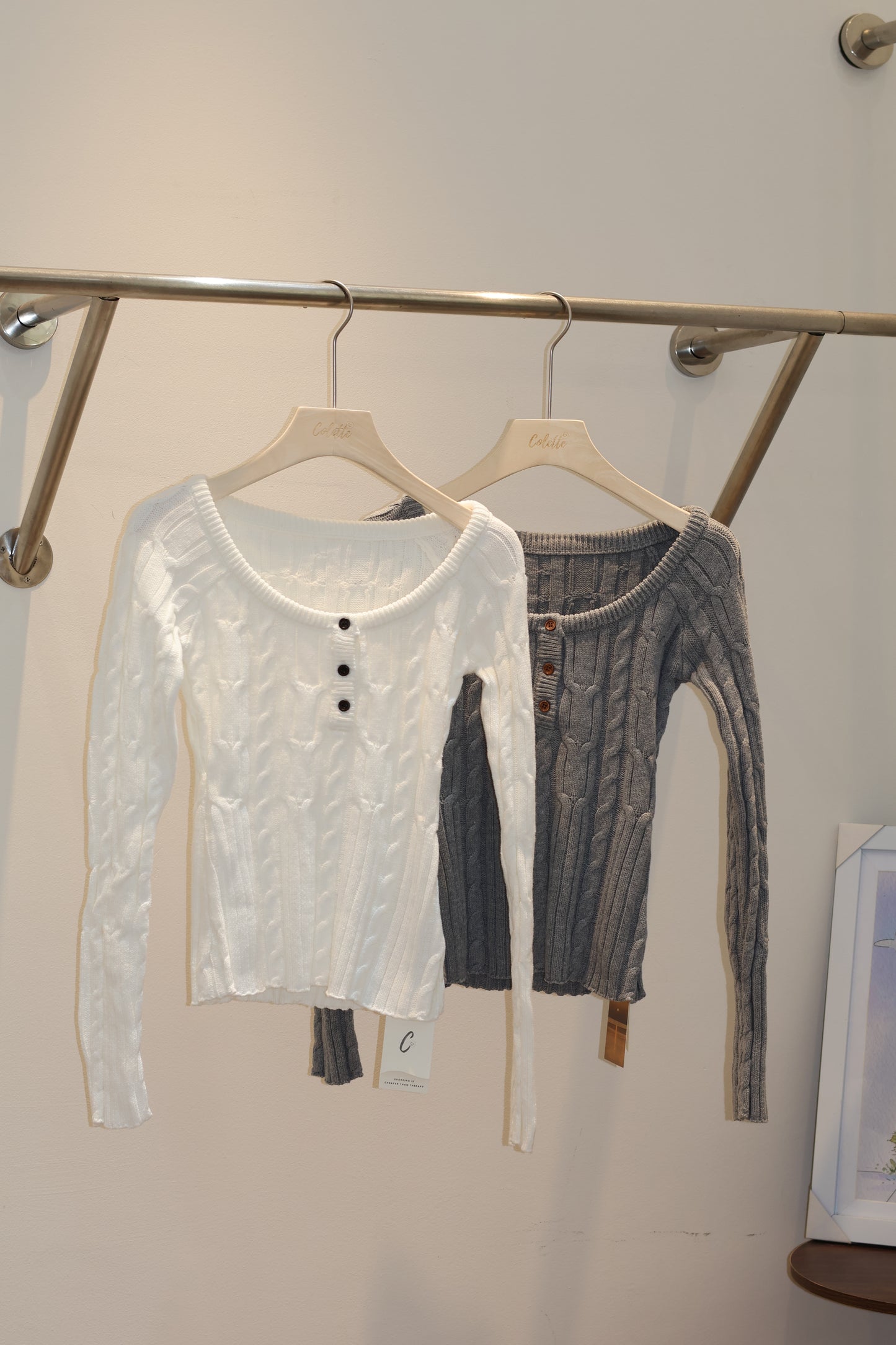 Knitted buttons long sleeve