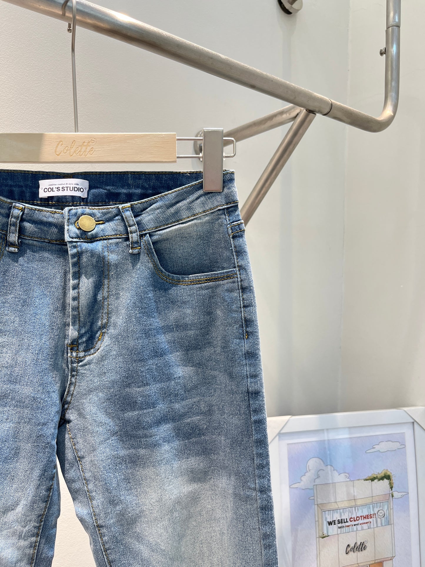 Light blue washed denim jeans