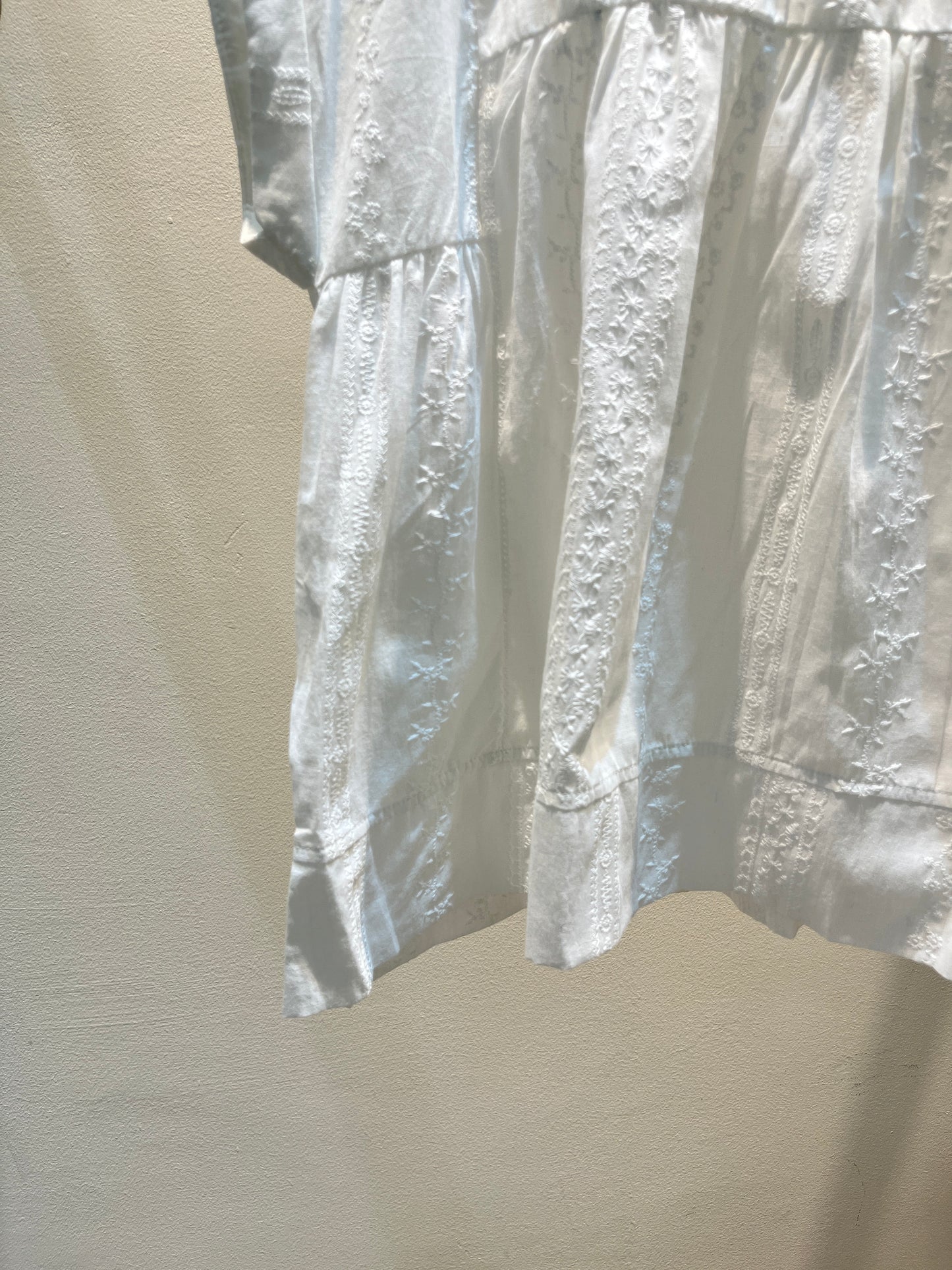 SHORT SLEEVE FLOWY TOP