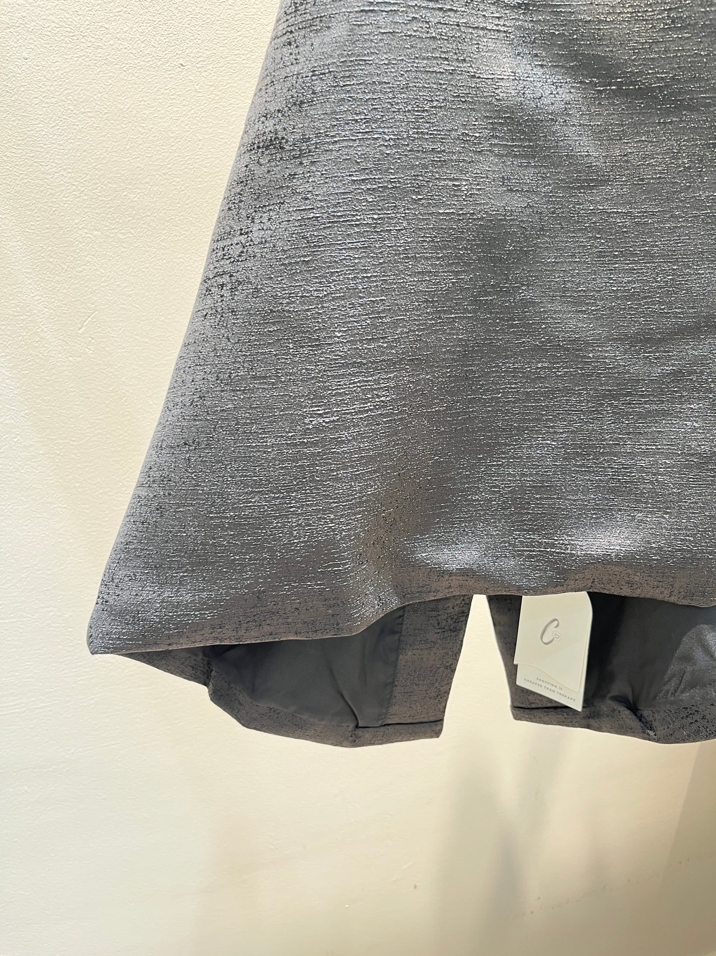 BACKLESS STRUCTURED SLEEVELESS TOP (black)