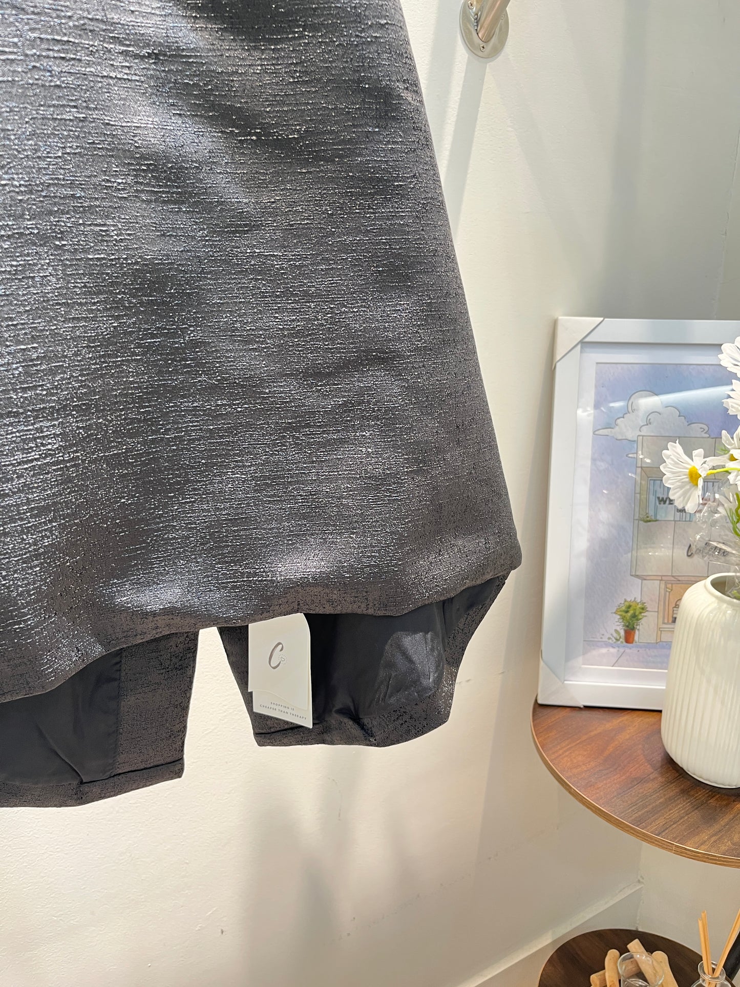 BACKLESS STRUCTURED SLEEVELESS TOP (black)