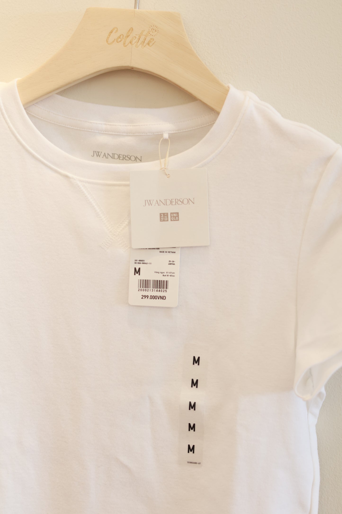 JWA UNIQLO BABY TEE