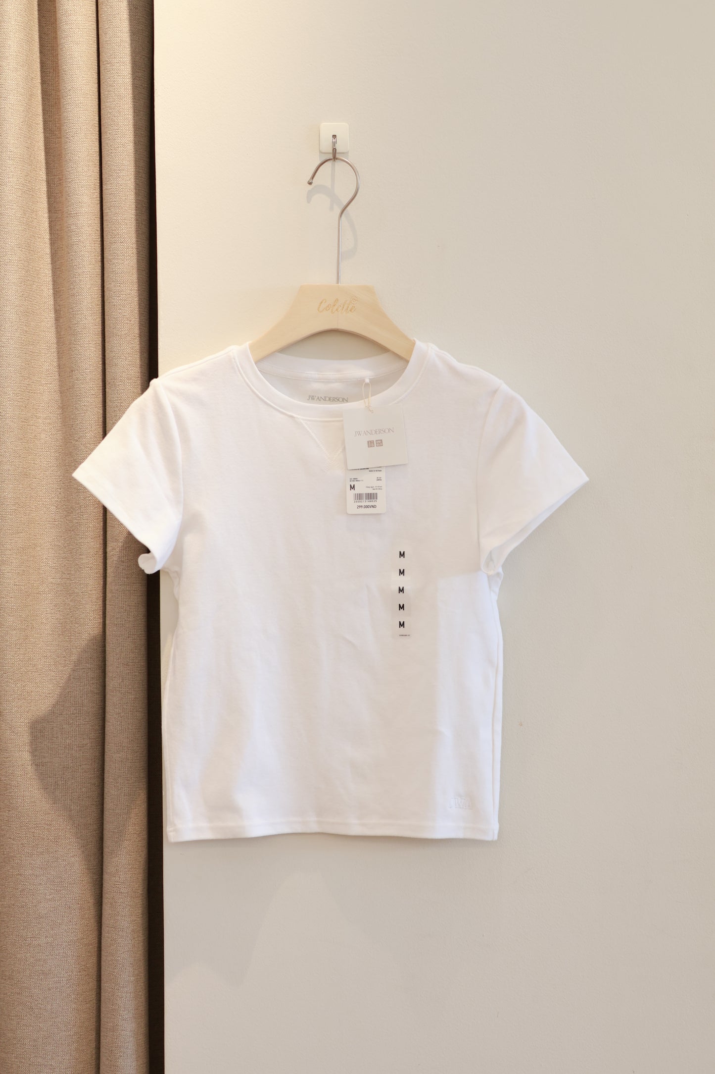 JWA UNIQLO BABY TEE