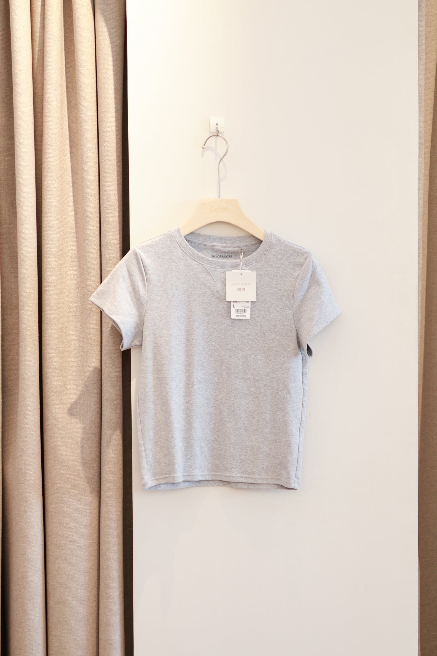 JWA UNIQLO BABY TEE