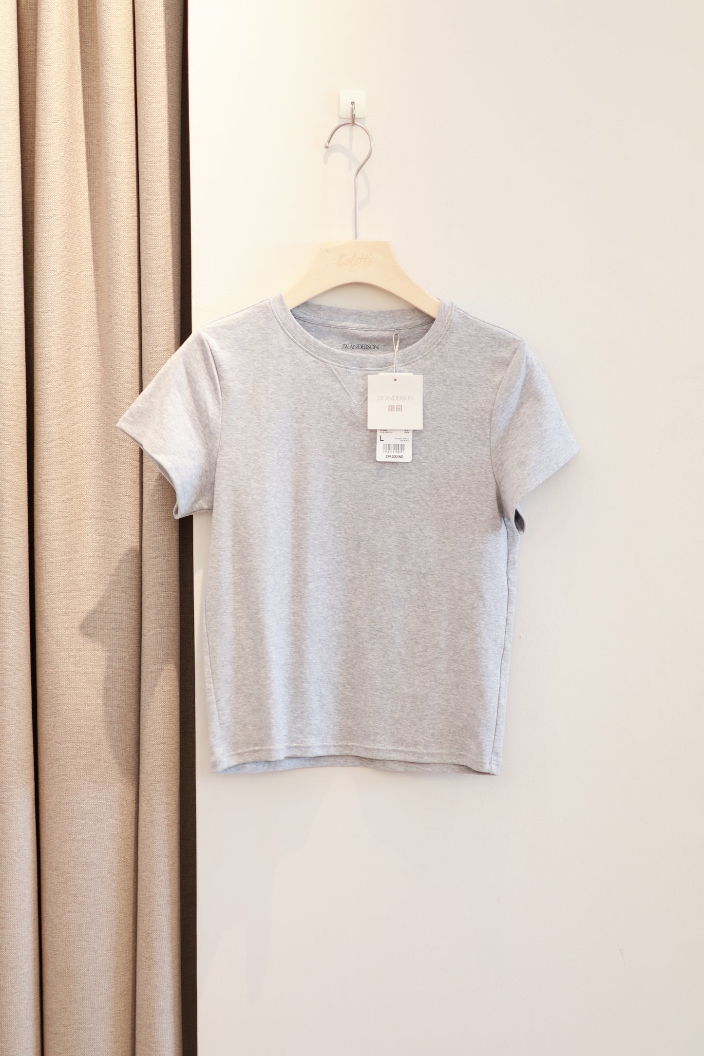 JWA UNIQLO BABY TEE