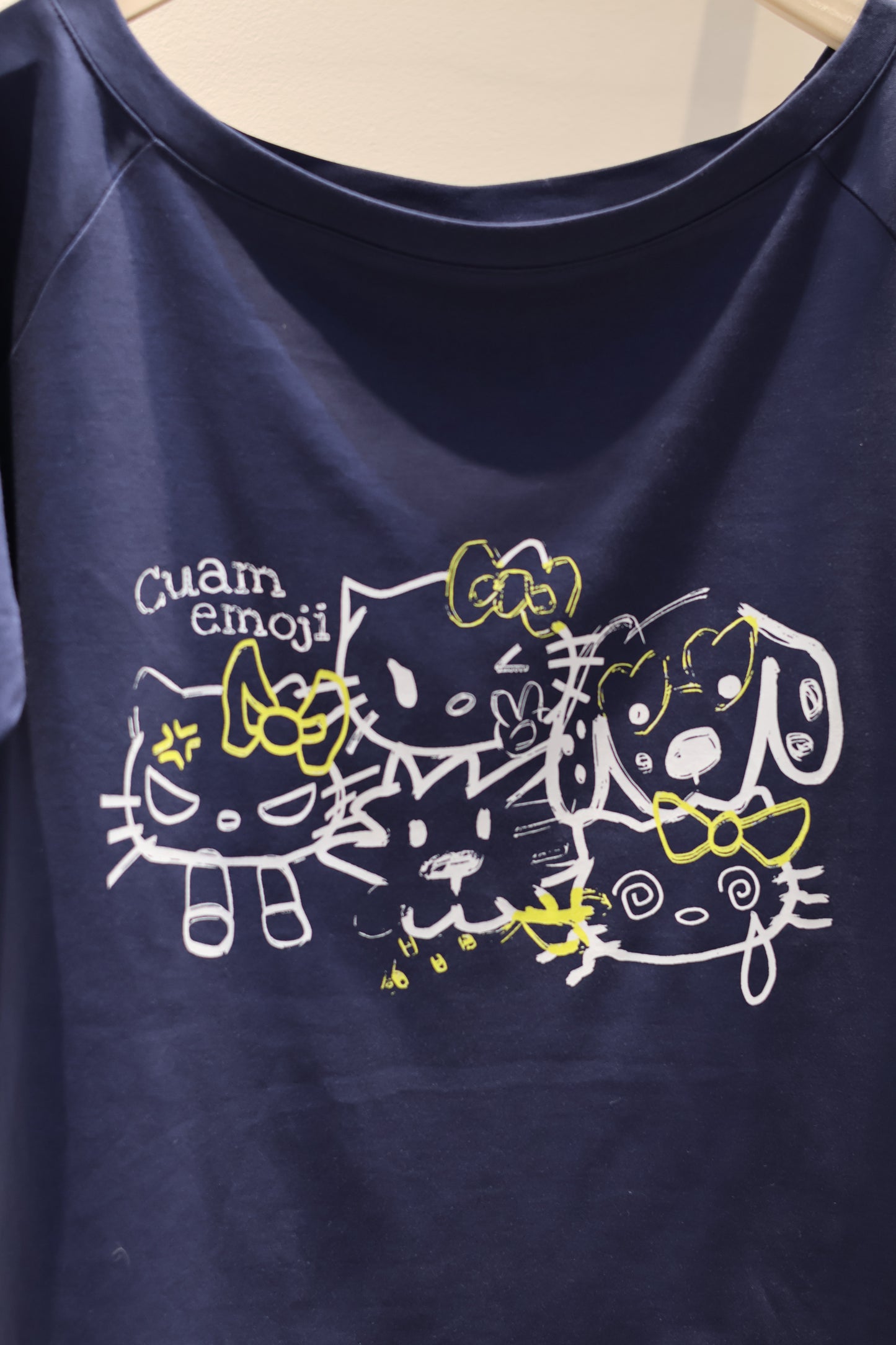 NAVY KITTY SHORT SLEEVE