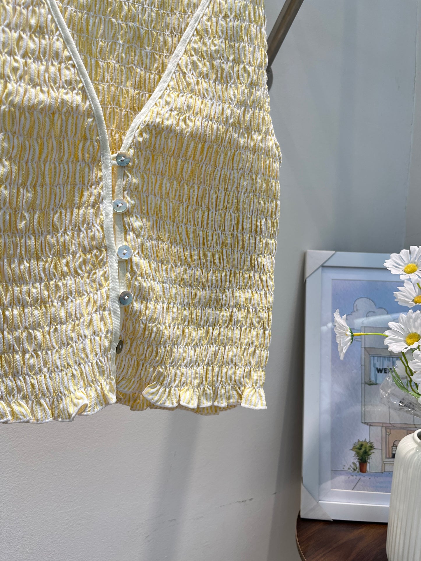 BUTTER YELLOW SUMMER TOP