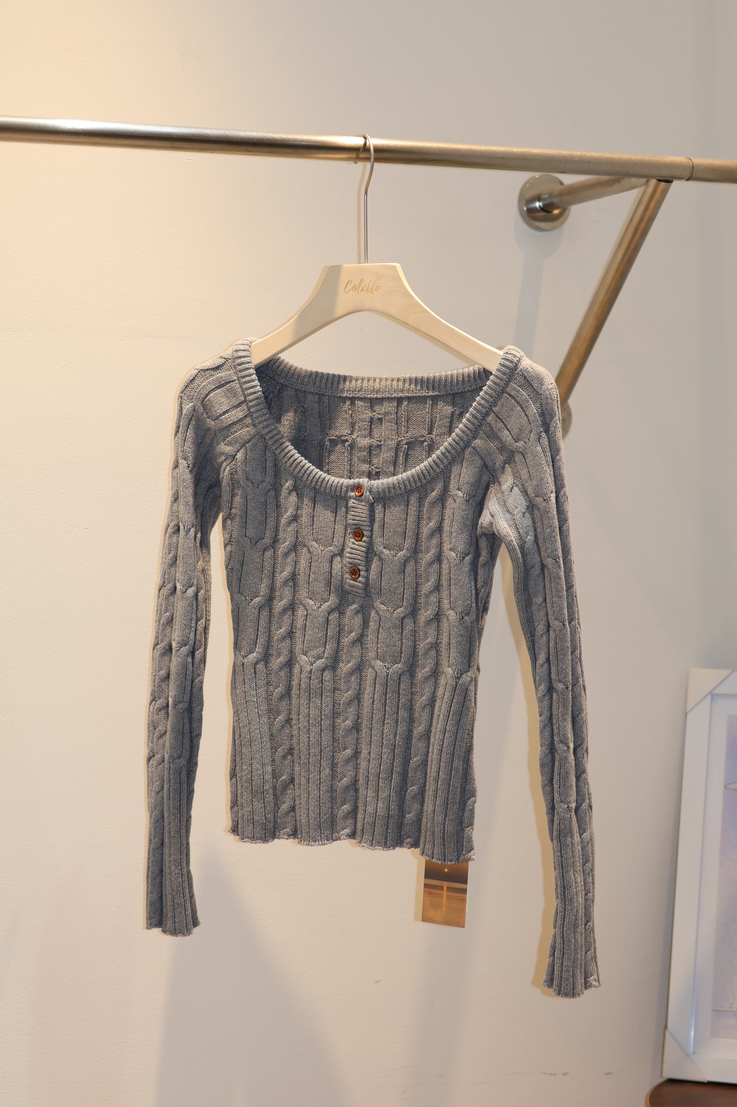 Knitted buttons long sleeve